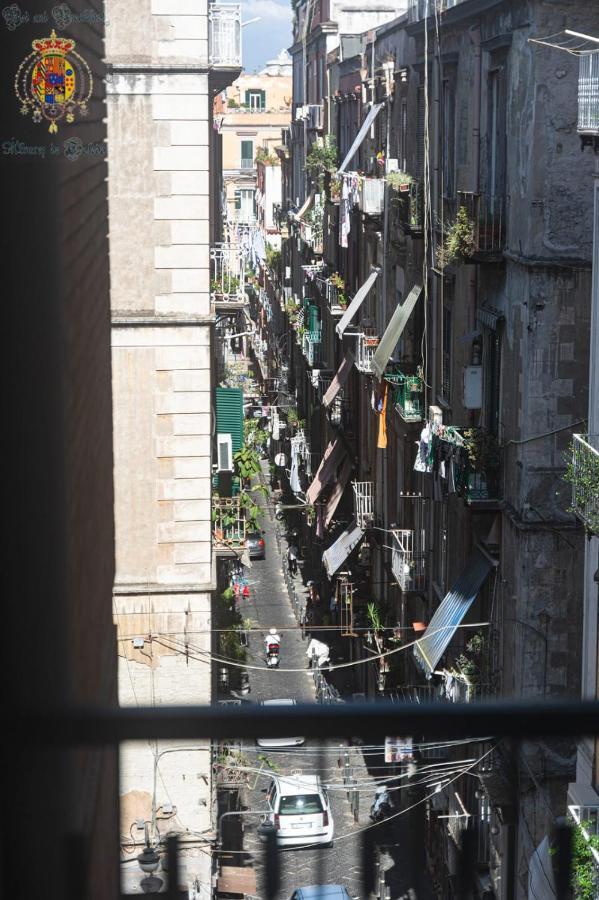Alvarez De Toledo Panzió Nápoly Kültér fotó